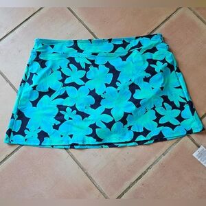 NWT Lands’ End Blue Floral Print Tummy Control Swim Skirt